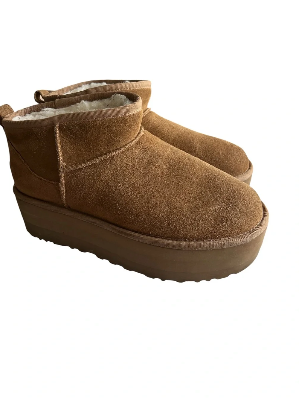 UGG classic ultra mini Tan Suede Platform Boots size 9